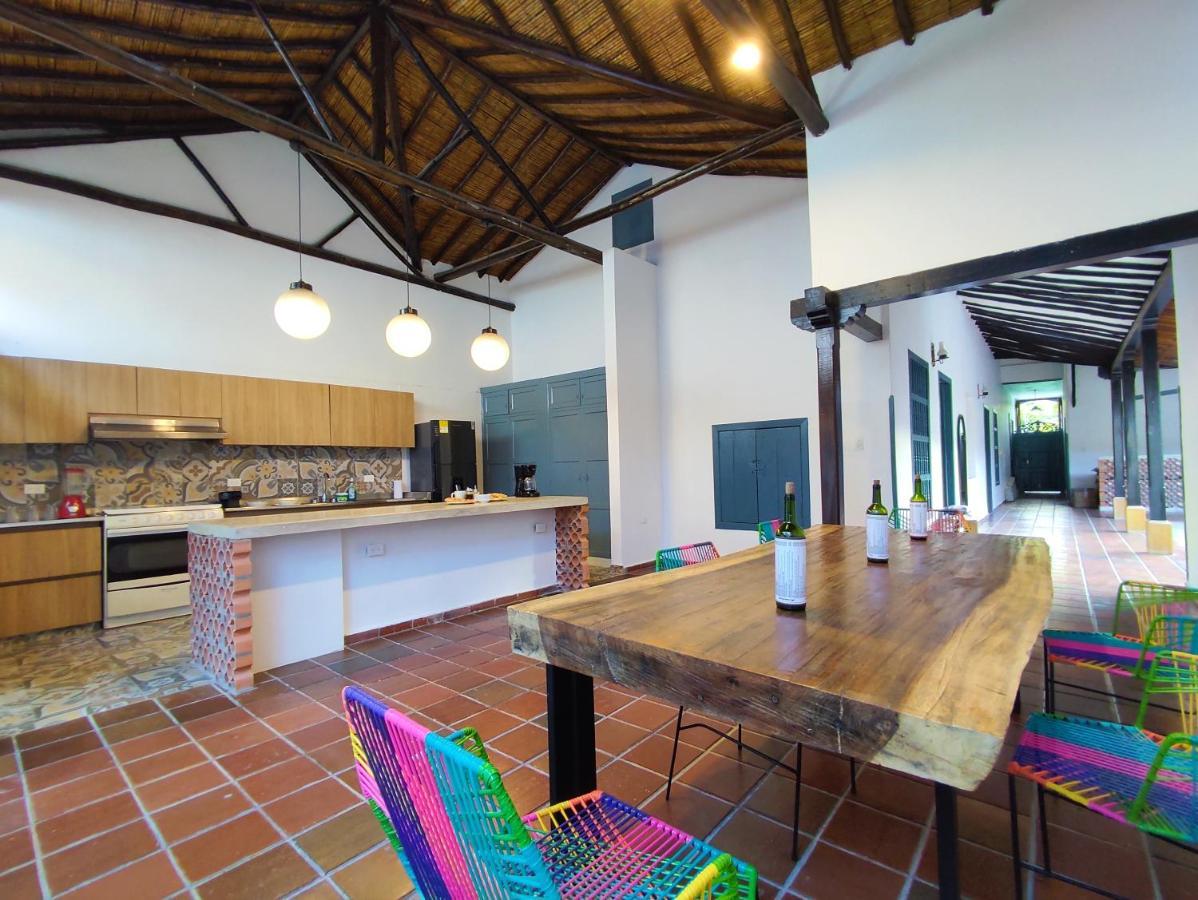 Trip Monkey Giron Hotell Eksteriør bilde