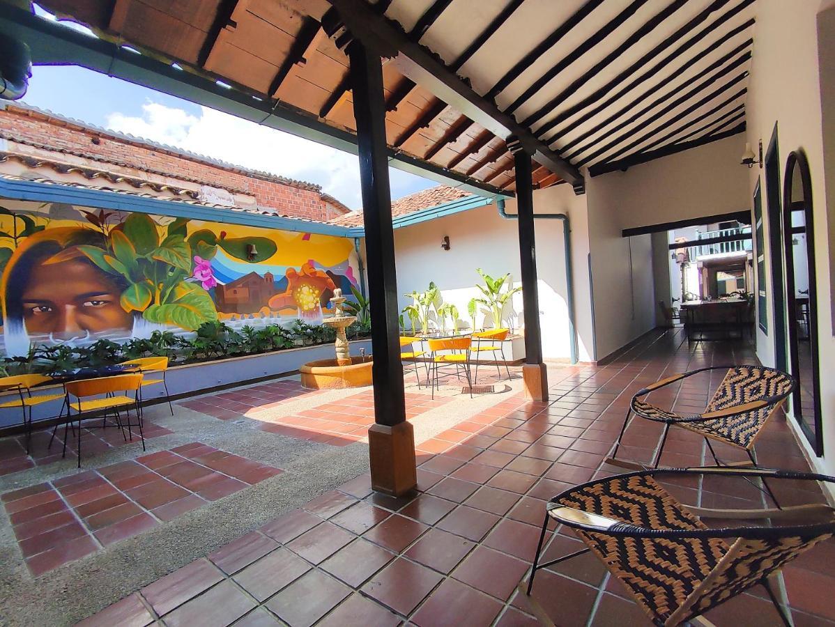 Trip Monkey Giron Hotell Eksteriør bilde